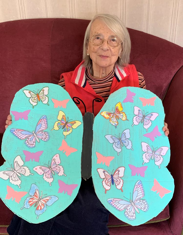 Flying high - Framlingham care home takes part in community initiative